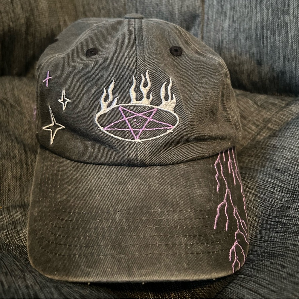 gothy embroidered cap